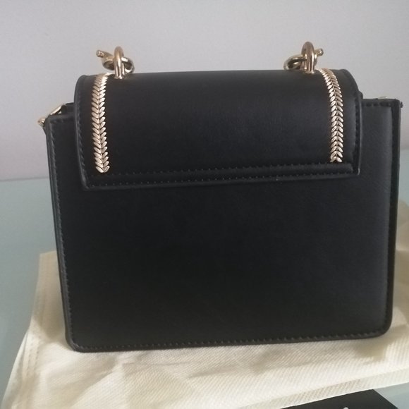 Cute Black Cross Body - Picture 7 of 9